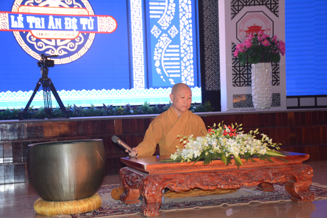 Trang nghiêm và ấm áp lễ tri ân đệ tử