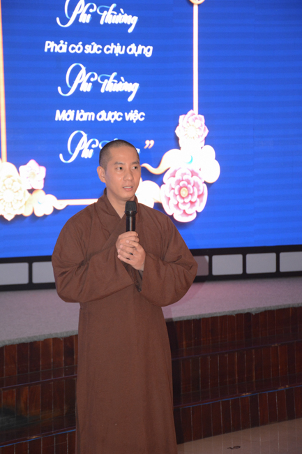 Trang nghiêm và ấm áp lễ tri ân đệ tử