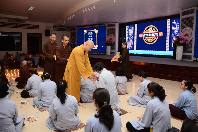 Trang nghiêm và ấm áp lễ tri ân đệ tử