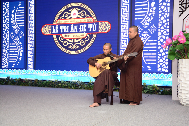 Trang nghiêm và ấm áp lễ tri ân đệ tử