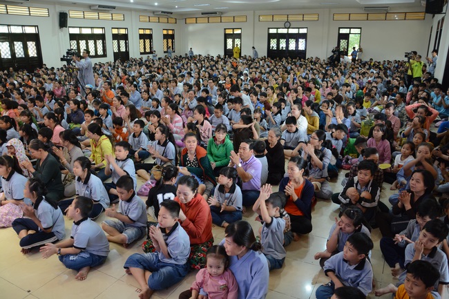 Khóa tu thiếu nhi “Em Về Bên Phật”