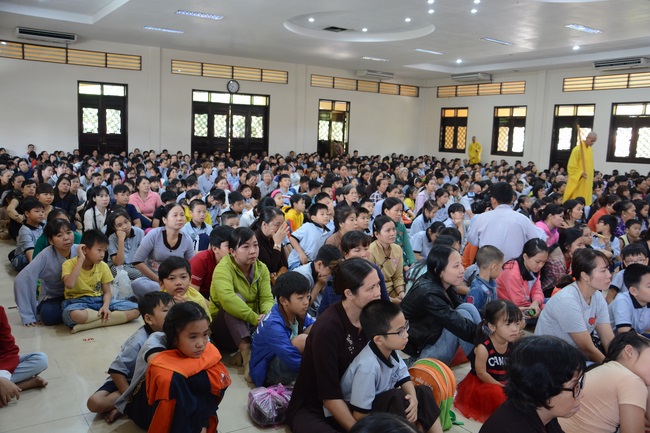 Khóa tu thiếu nhi “Em Về Bên Phật”