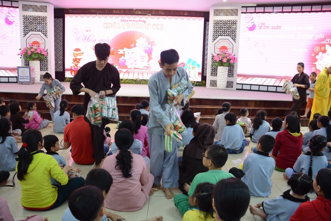 Khóa tu thiếu nhi “Em Về Bên Phật”