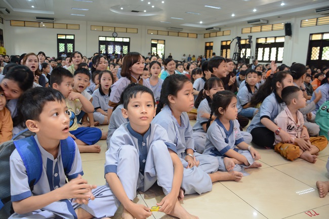 Khóa tu thiếu nhi “Em Về Bên Phật”