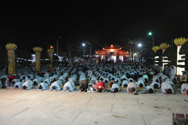 Lễ sám hối 15/12 Mậu Tuất