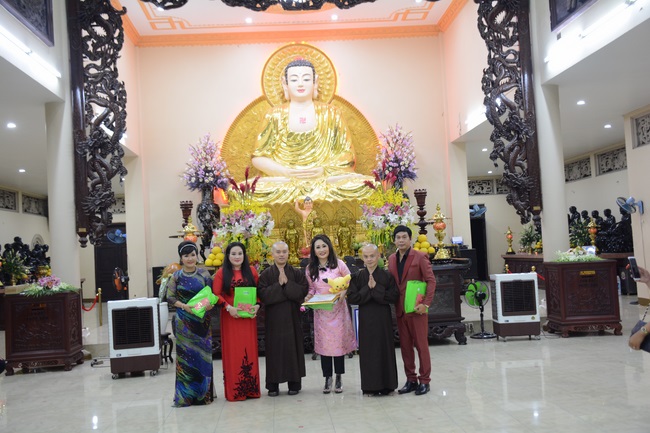 Chương trình ca nhạc mừng xuân Kỷ Hợi