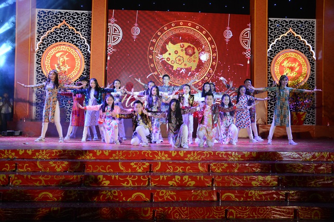 Chương trình ca nhạc mừng xuân Kỷ Hợi