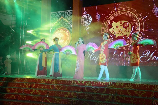 Chương trình ca nhạc mừng xuân Kỷ Hợi