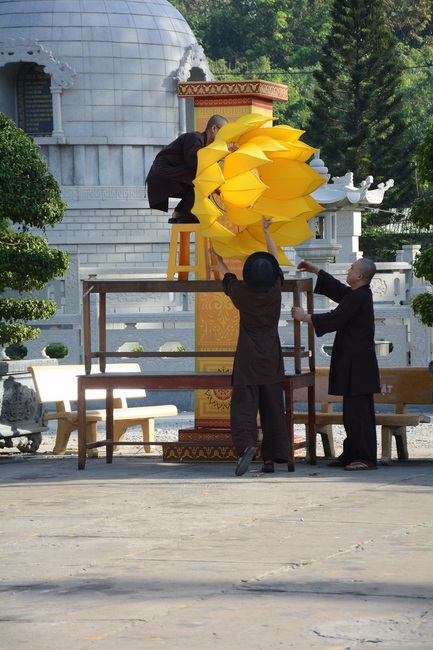 Series photos of activities preparing for the New Year 2019