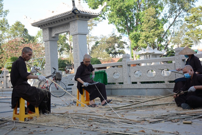 Series photos of activities preparing for the New Year 2019