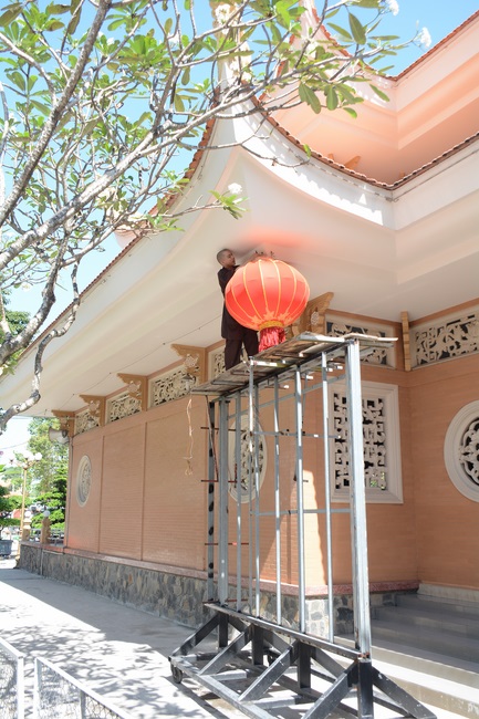 Series photos of activities preparing for the New Year 2019