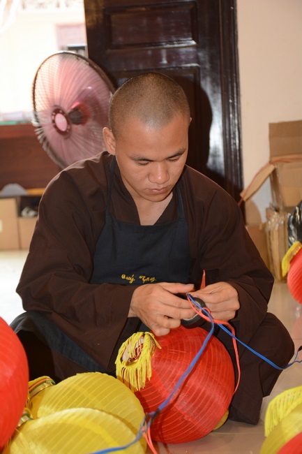 Series photos of activities preparing for the New Year 2019