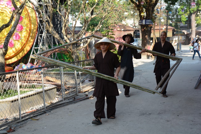 Series photos of activities preparing for the New Year 2019