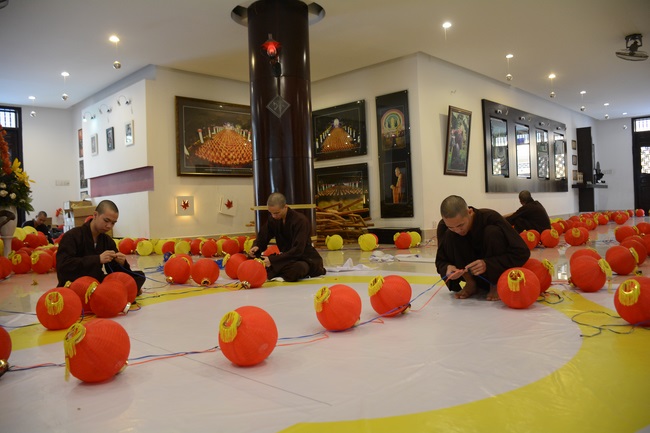 Series photos of activities preparing for the New Year 2019