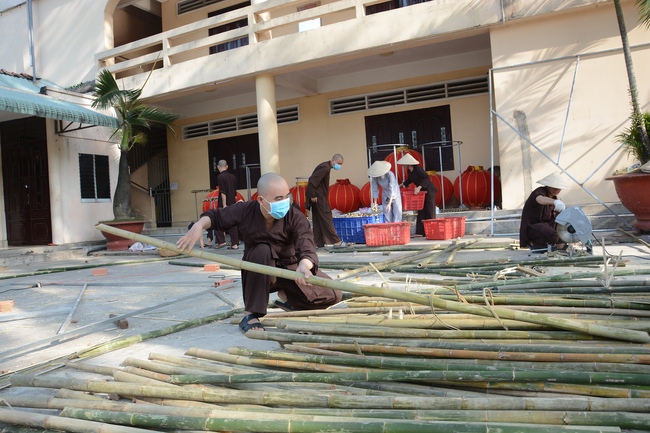 Series photos of activities preparing for the New Year 2019