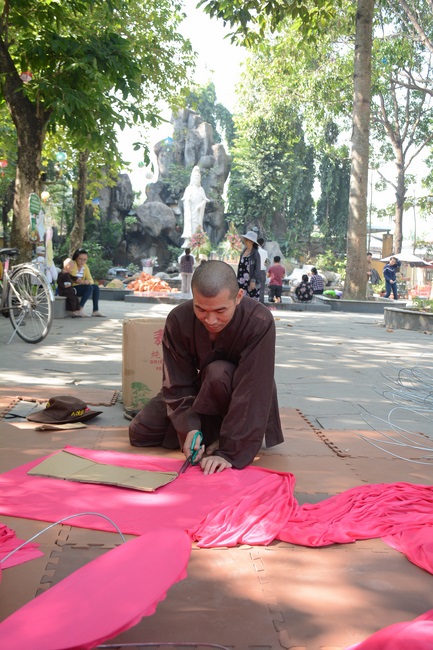 Series photos of activities preparing for the New Year 2019