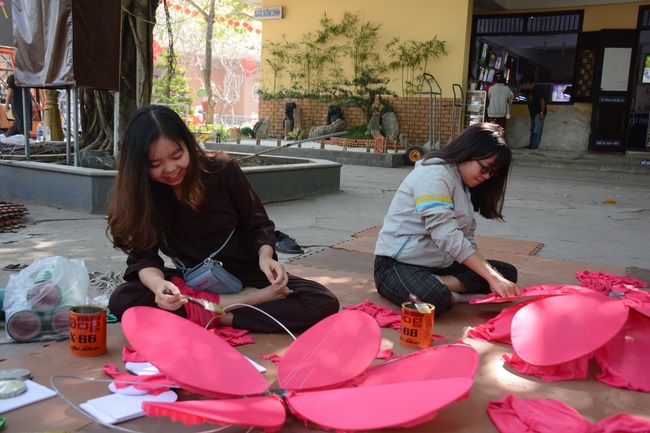 Series photos of activities preparing for the New Year 2019