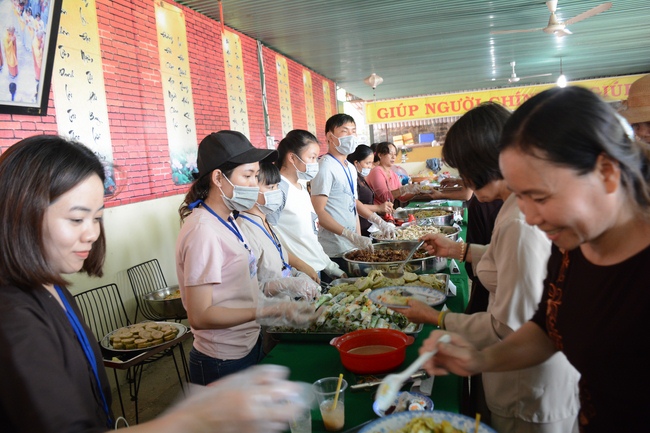 Year-end summarizing ceremony at Nhat Phap pagoda in Dong Nai.