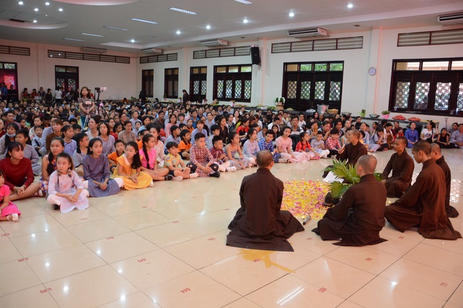 Tất niên tri ân Phật tử