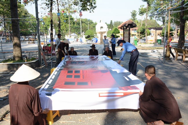 Series photos of activities preparing for the New Year 2019