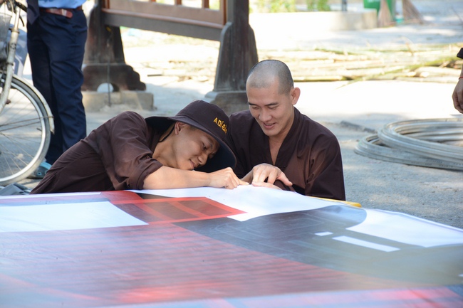 Series photos of activities preparing for the New Year 2019