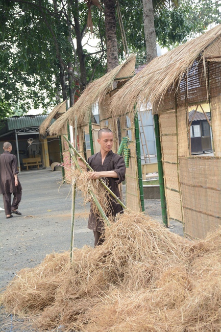 Series photos of activities preparing for the New Year 2019