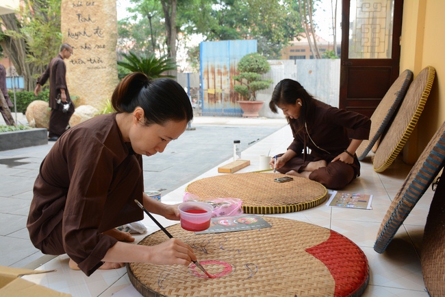 Series photos of activities preparing for the New Year 2019