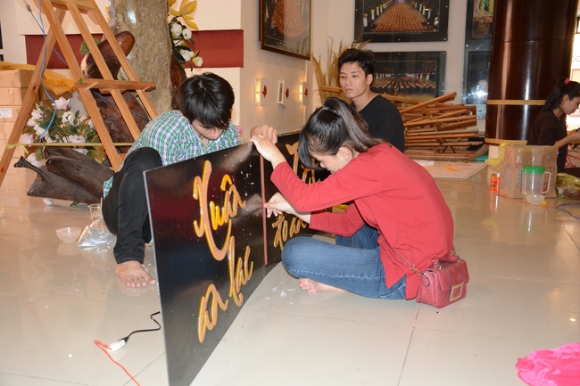 Series photos of activities preparing for the New Year 2019