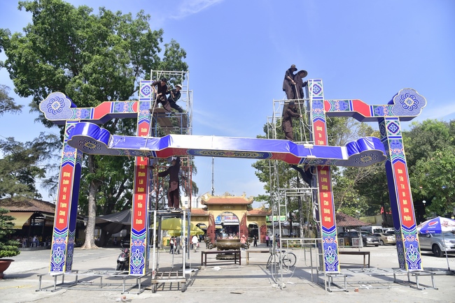 Series photos of activities preparing for the New Year 2019