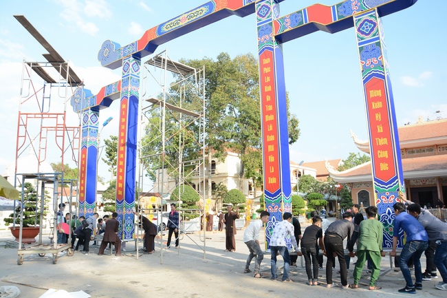 Series photos of activities preparing for the New Year 2019