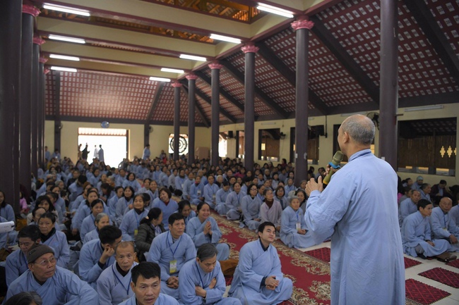 Hoa Phuc Pagoda: Ceremony of Thanking Dharma - The Dog's year-end photo exhibition