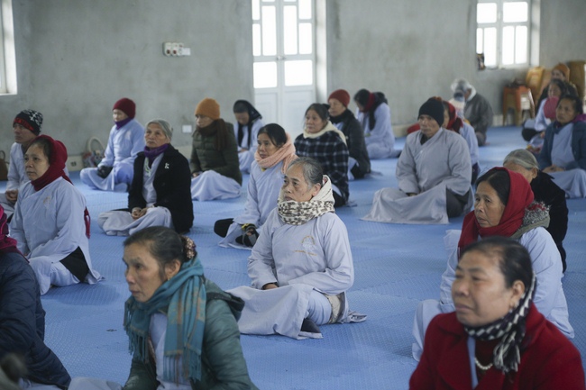 One-day retreat reciting the Buddha's name - Dong Cao Pagoda - Thanh Hoa