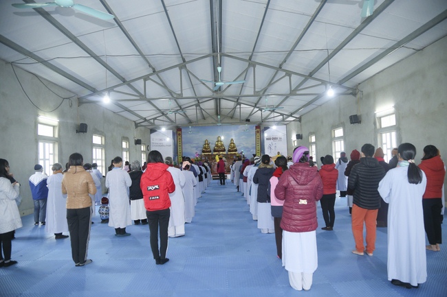 One-day retreat reciting the Buddha's name - Dong Cao Pagoda - Thanh Hoa