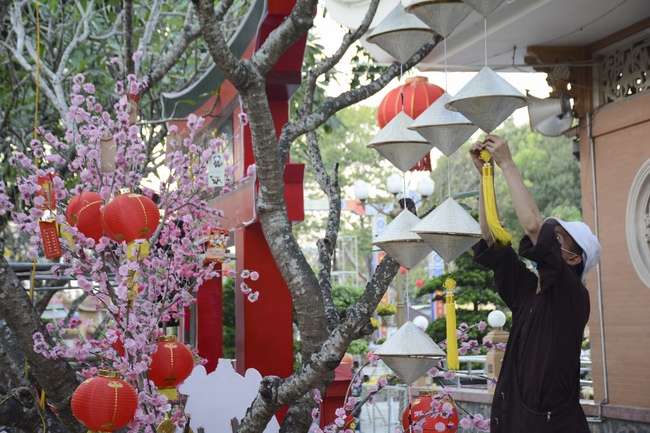 Series photos of activities preparing for the New Year 2019