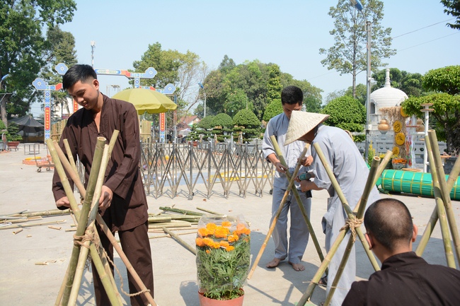 Series photos of activities preparing for the New Year 2019