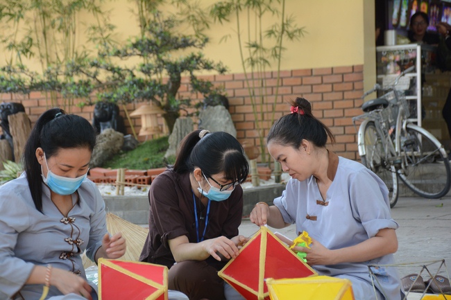 Series photos of activities preparing for the New Year 2019