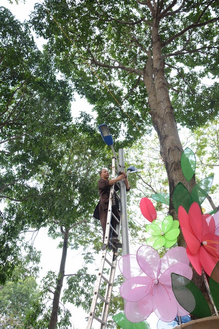 Series photos of activities preparing for the New Year 2019