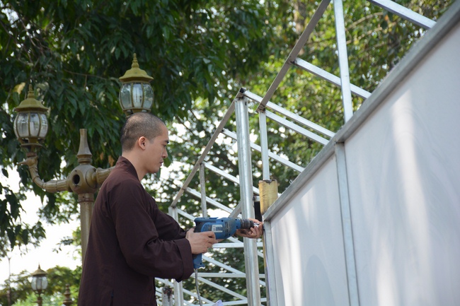 Series photos of activities preparing for the New Year 2019