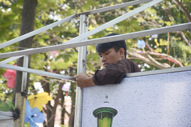 Series photos of activities preparing for the New Year 2019