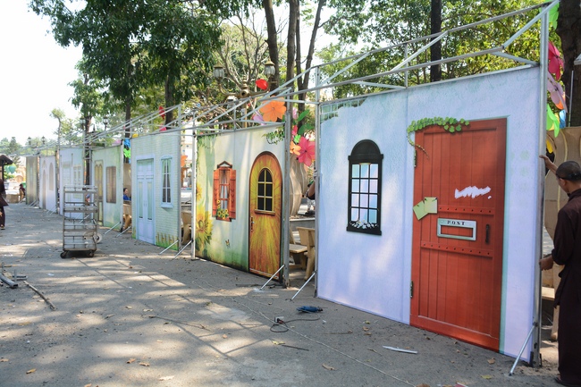 Series photos of activities preparing for the New Year 2019