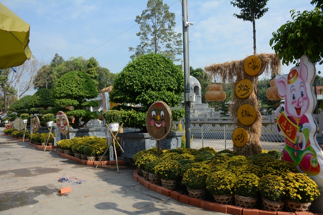 Series photos of activities preparing for the New Year 2019