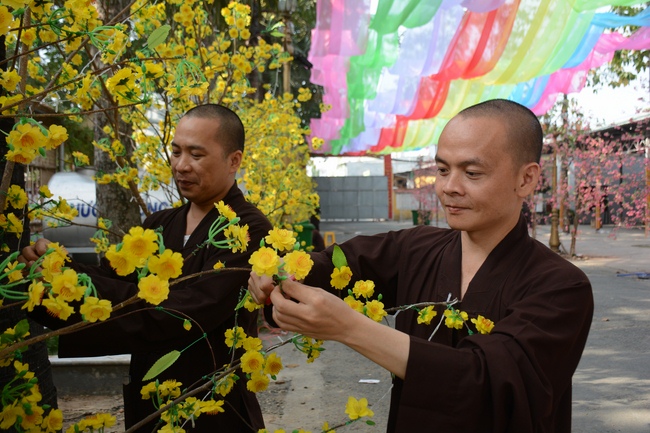 Series photos of activities preparing for the New Year 2019