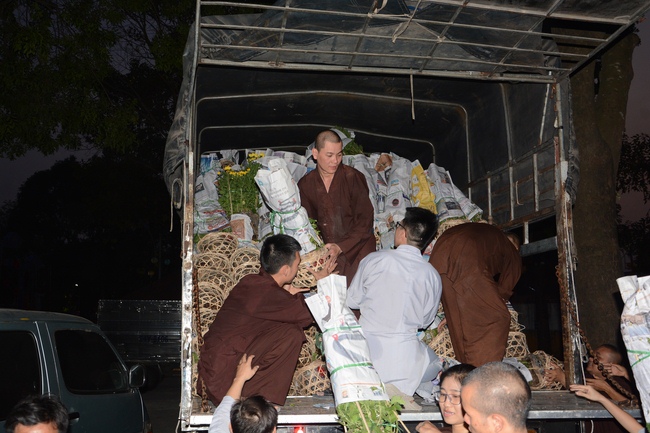 Series photos of activities preparing for the New Year 2019