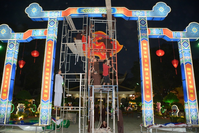 Series photos of activities preparing for the New Year 2019