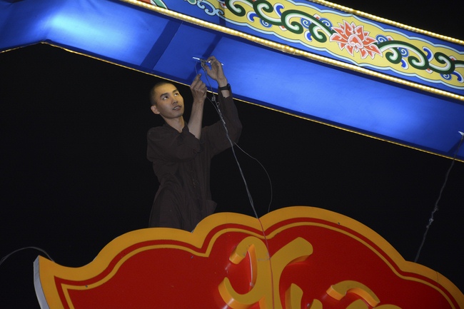 Series photos of activities preparing for the New Year 2019