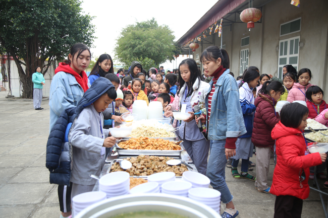 The retreat Lotus Seeds' Sowing  at Dong Cao Pagoda - Thanh Hoa