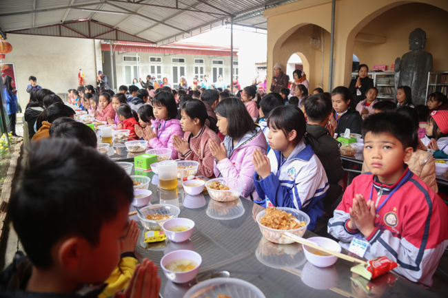 The retreat Lotus Seeds' Sowing  at Dong Cao Pagoda - Thanh Hoa