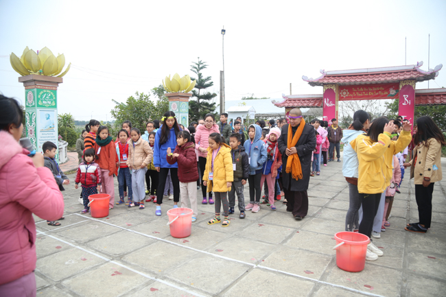 The retreat Lotus Seeds' Sowing  at Dong Cao Pagoda - Thanh Hoa