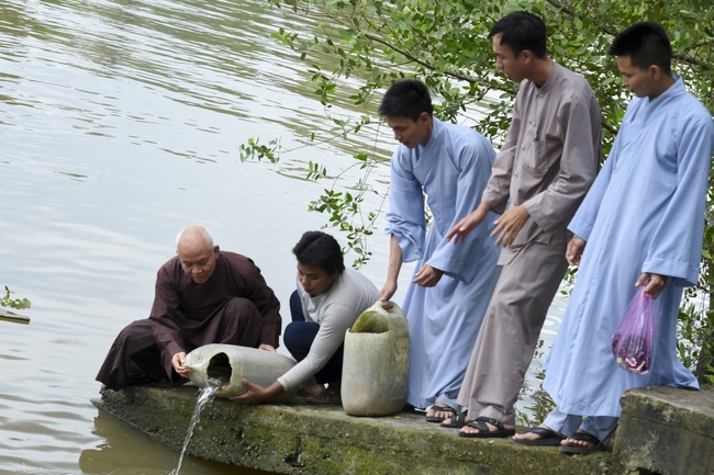 Donating a charity house in Hau Giang
