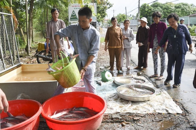 Donating a charity house in Hau Giang
